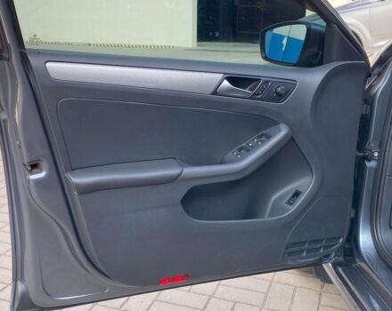 Серый Фольксваген Джетта, объемом двигателя 1.4 л и пробегом 163 тыс. км за 10490 $, фото 13 на Automoto.ua