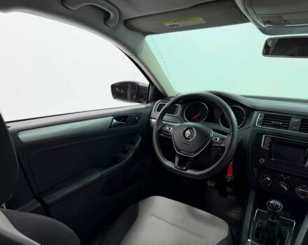 Серый Фольксваген Джетта, объемом двигателя 1.4 л и пробегом 110 тыс. км за 8200 $, фото 7 на Automoto.ua