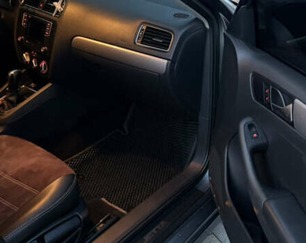 Серый Фольксваген Джетта, объемом двигателя 1.39 л и пробегом 168 тыс. км за 9700 $, фото 22 на Automoto.ua