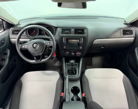 Серый Фольксваген Джетта, объемом двигателя 1.4 л и пробегом 110 тыс. км за 8200 $, фото 6 на Automoto.ua