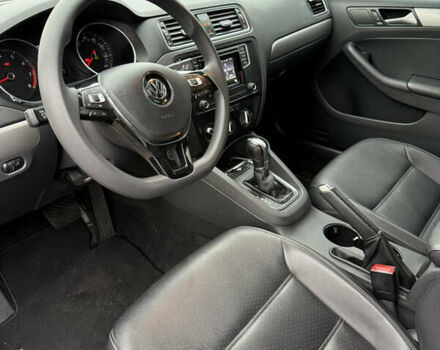 Сірий Фольксваген Джетта, об'ємом двигуна 1.39 л та пробігом 102 тис. км за 12200 $, фото 7 на Automoto.ua