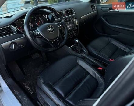 Сірий Фольксваген Джетта, об'ємом двигуна 0 л та пробігом 188 тис. км за 13400 $, фото 33 на Automoto.ua