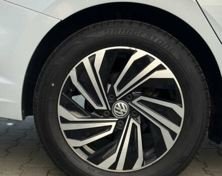 Сірий Фольксваген Джетта, об'ємом двигуна 1.4 л та пробігом 135 тис. км за 15400 $, фото 48 на Automoto.ua