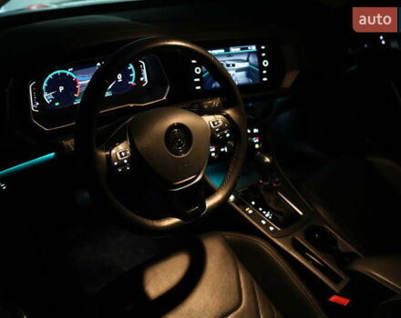 Сірий Фольксваген Джетта, об'ємом двигуна 1.4 л та пробігом 60 тис. км за 18900 $, фото 28 на Automoto.ua