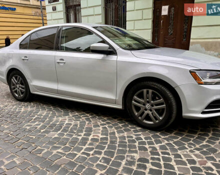 Фольксваген Джетта 2018 в Львове на Automoto.ua Серый Фольксваген Джетта, объемом двигателя 1.4 л и пробегом 92 тыс. км за 9990 $, фото 4 на Automoto.ua