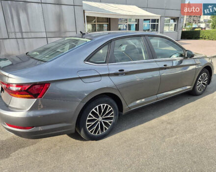 Серый Фольксваген Джетта, объемом двигателя 1.4 л и пробегом 78 тыс. км за 15900 $, фото 3 на Automoto.ua