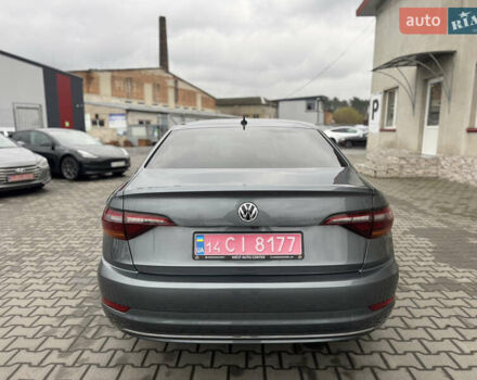 Серый Фольксваген Джетта, объемом двигателя 1.4 л и пробегом 184 тыс. км за 11500 $, фото 5 на Automoto.ua