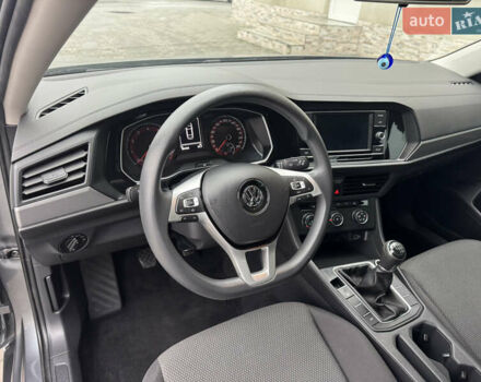 Серый Фольксваген Джетта, объемом двигателя 1.4 л и пробегом 184 тыс. км за 11500 $, фото 19 на Automoto.ua