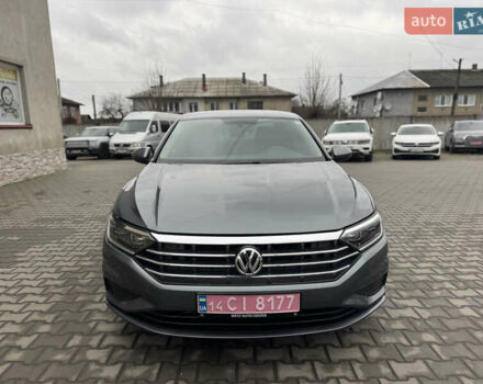 Серый Фольксваген Джетта, объемом двигателя 1.4 л и пробегом 184 тыс. км за 11500 $, фото 1 на Automoto.ua