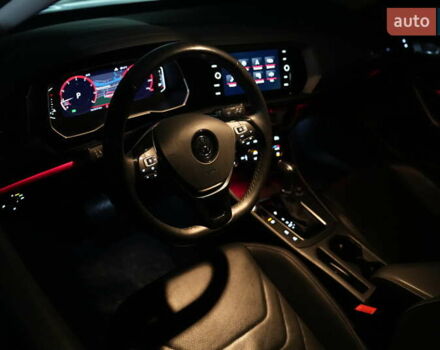 Сірий Фольксваген Джетта, об'ємом двигуна 1.4 л та пробігом 60 тис. км за 18900 $, фото 27 на Automoto.ua