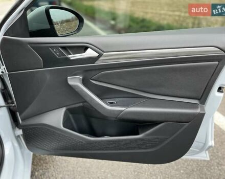 Сірий Фольксваген Джетта, об'ємом двигуна 1.4 л та пробігом 50 тис. км за 13499 $, фото 19 на Automoto.ua