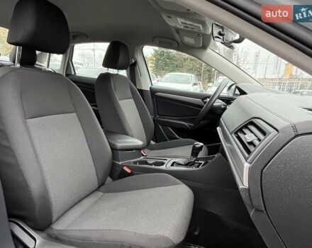 Серый Фольксваген Джетта, объемом двигателя 1.39 л и пробегом 47 тыс. км за 14499 $, фото 23 на Automoto.ua