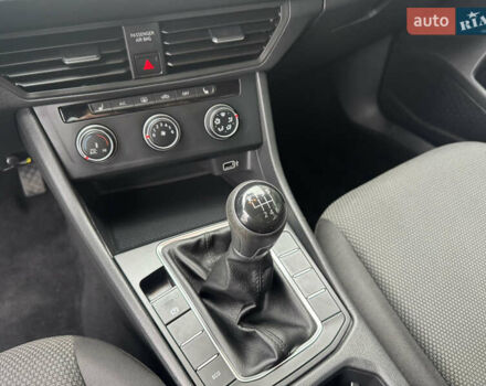 Серый Фольксваген Джетта, объемом двигателя 1.4 л и пробегом 184 тыс. км за 11500 $, фото 20 на Automoto.ua