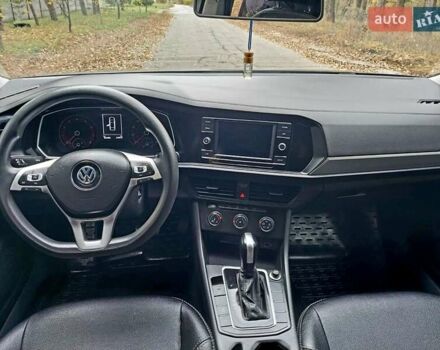 Фольксваген Джетта 2018 в Полтаве на Automoto.ua Серый Фольксваген Джетта, объемом двигателя 1.4 л и пробегом 163 тыс. км за 14300 $, фото 5 на Automoto.ua