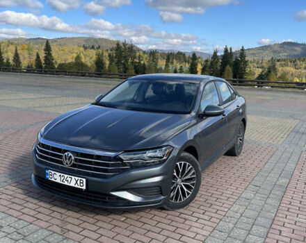 Серый Фольксваген Джетта, объемом двигателя 1.4 л и пробегом 89 тыс. км за 15700 $, фото 1 на Automoto.ua