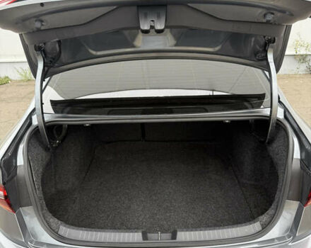 Сірий Фольксваген Джетта, об'ємом двигуна 1.4 л та пробігом 185 тис. км за 13999 $, фото 26 на Automoto.ua