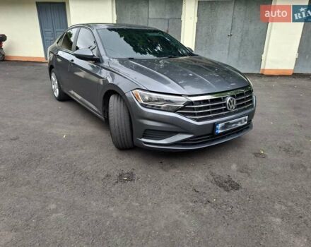 Серый Фольксваген Джетта, объемом двигателя 1.4 л и пробегом 150 тыс. км за 15500 $, фото 1 на Automoto.ua