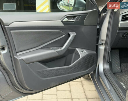 Сірий Фольксваген Джетта, об'ємом двигуна 1.4 л та пробігом 59 тис. км за 16800 $, фото 21 на Automoto.ua