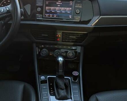 Серый Фольксваген Джетта, объемом двигателя 1.4 л и пробегом 79 тыс. км за 18000 $, фото 5 на Automoto.ua