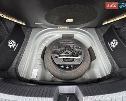 Серый Фольксваген Джетта, объемом двигателя 1.4 л и пробегом 99 тыс. км за 17777 $, фото 25 на Automoto.ua