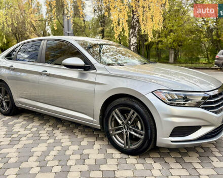 Фольксваген Джетта 2019 в Тернополе на Automoto.ua Серый Фольксваген Джетта, объемом двигателя 1.4 л и пробегом 72 тыс. км за 14700 $, фото 4 на Automoto.ua