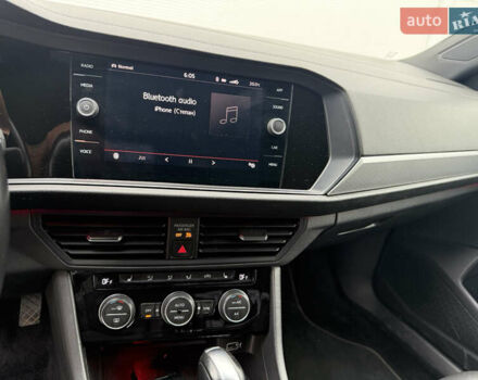 Сірий Фольксваген Джетта, об'ємом двигуна 1.4 л та пробігом 185 тис. км за 13999 $, фото 21 на Automoto.ua