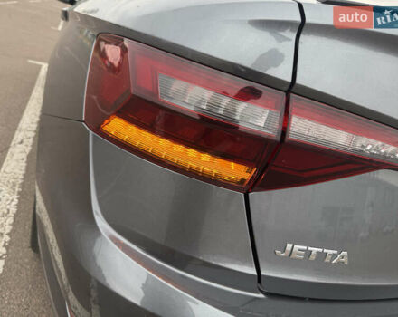 Сірий Фольксваген Джетта, об'ємом двигуна 1.4 л та пробігом 185 тис. км за 13999 $, фото 50 на Automoto.ua