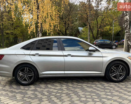 Фольксваген Джетта 2019 в Тернополе на Automoto.ua Серый Фольксваген Джетта, объемом двигателя 1.4 л и пробегом 72 тыс. км за 14700 $, фото 5 на Automoto.ua
