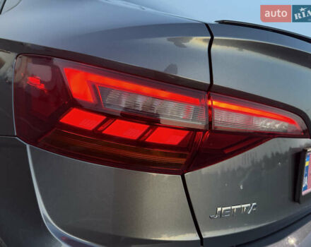 Сірий Фольксваген Джетта, об'ємом двигуна 1.4 л та пробігом 185 тис. км за 13999 $, фото 48 на Automoto.ua