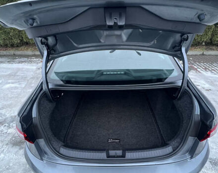 Серый Фольксваген Джетта, объемом двигателя 1.4 л и пробегом 46 тыс. км за 15500 $, фото 10 на Automoto.ua