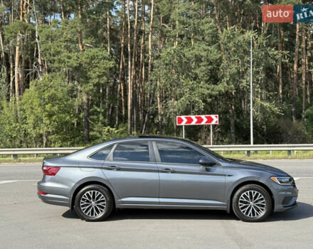 Серый Фольксваген Джетта, объемом двигателя 1.4 л и пробегом 60 тыс. км за 16999 $, фото 4 на Automoto.ua