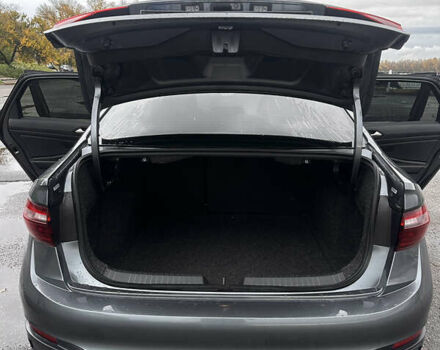 Серый Фольксваген Джетта, объемом двигателя 1.5 л и пробегом 83 тыс. км за 19000 $, фото 16 на Automoto.ua