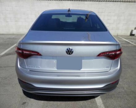 Серый Фольксваген Джетта, объемом двигателя 1.5 л и пробегом 23 тыс. км за 13400 $, фото 5 на Automoto.ua