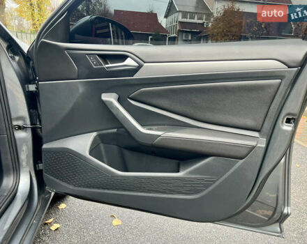 Серый Фольксваген Джетта, объемом двигателя 1.5 л и пробегом 40 тыс. км за 17700 $, фото 12 на Automoto.ua