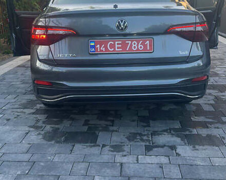 Серый Фольксваген Джетта, объемом двигателя 1.5 л и пробегом 6 тыс. км за 20999 $, фото 11 на Automoto.ua