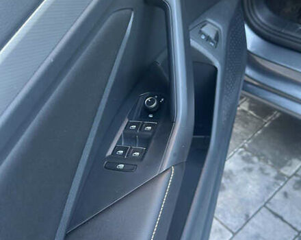 Серый Фольксваген Джетта, объемом двигателя 1.5 л и пробегом 6 тыс. км за 20999 $, фото 5 на Automoto.ua