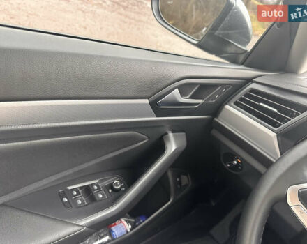 Сірий Фольксваген Джетта, об'ємом двигуна 1.5 л та пробігом 7 тис. км за 19800 $, фото 35 на Automoto.ua