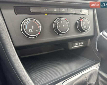 Сірий Фольксваген Джетта, об'ємом двигуна 1.5 л та пробігом 7 тис. км за 19800 $, фото 40 на Automoto.ua