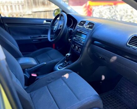 Серый Фольксваген Джетта, объемом двигателя 2.5 л и пробегом 300 тыс. км за 7300 $, фото 2 на Automoto.ua