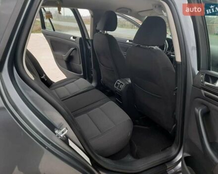 Сірий Фольксваген Джетта, об'ємом двигуна 2.5 л та пробігом 178 тис. км за 7999 $, фото 8 на Automoto.ua