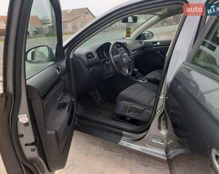 Сірий Фольксваген Джетта, об'ємом двигуна 2.5 л та пробігом 178 тис. км за 7999 $, фото 6 на Automoto.ua