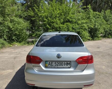 Серый Фольксваген Джетта, объемом двигателя 2.5 л и пробегом 100 тыс. км за 9000 $, фото 4 на Automoto.ua