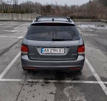 Серый Фольксваген Джетта, объемом двигателя 2.48 л и пробегом 194 тыс. км за 8750 $, фото 1 на Automoto.ua