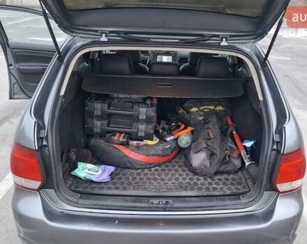 Серый Фольксваген Джетта, объемом двигателя 2.48 л и пробегом 194 тыс. км за 8750 $, фото 5 на Automoto.ua