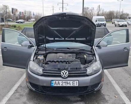 Серый Фольксваген Джетта, объемом двигателя 2.48 л и пробегом 194 тыс. км за 8750 $, фото 4 на Automoto.ua