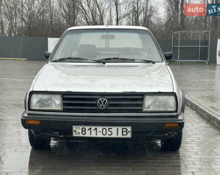 Сірий Фольксваген Джетта, об'ємом двигуна 1.6 л та пробігом 150 тис. км за 1000 $, фото 1 на Automoto.ua