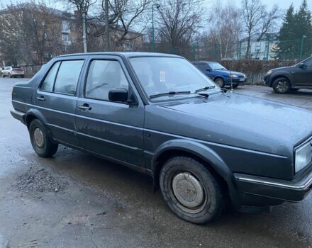 Сірий Фольксваген Джетта, об'ємом двигуна 1.6 л та пробігом 185 тис. км за 1050 $, фото 1 на Automoto.ua