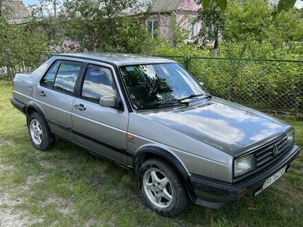 Фольксваген Джетта 1988 у Шепетовке на Automoto.ua Сірий Фольксваген Джетта, об'ємом двигуна 1.8 л та пробігом 400 тис. км за 1500 $, фото 1 на Automoto.ua