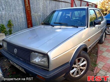 Сірий Фольксваген Джетта, об'ємом двигуна 1.5 л та пробігом 300 тис. км за 1500 $, фото 1 на Automoto.ua