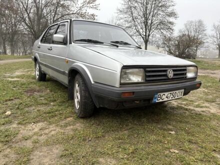 Серый Фольксваген Джетта, объемом двигателя 1.6 л и пробегом 250 тыс. км за 1700 $, фото 1 на Automoto.ua